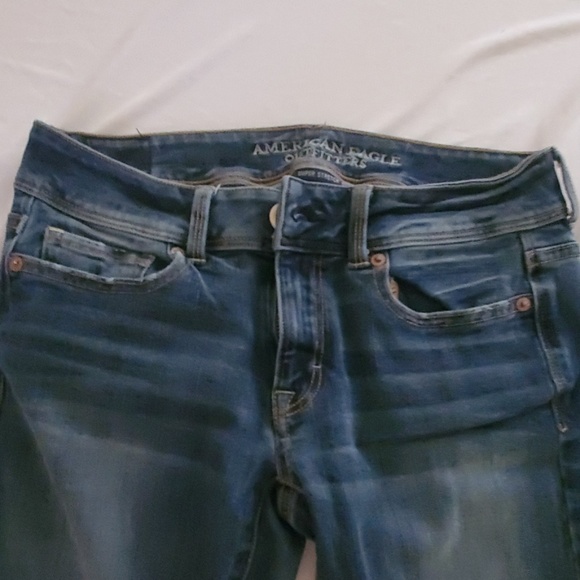 American Eagle Jeans - Picture 1 of 3